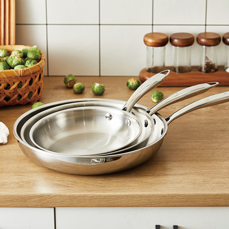 stainelss steel fry pan different size